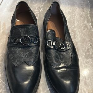 LV MEN’s shoes!